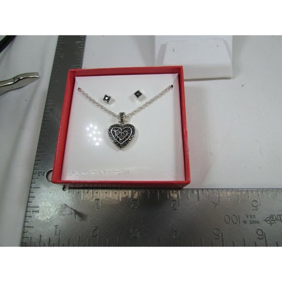 Vintage Faux Marcasite Heart Pendant Pierced Earrings Set 51771 - Picture 5 of 5